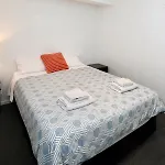 3 Bedroom 2 Bathroom Heathfield Avenue Salamanca 50M