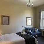 The Lodge On Elizabeth