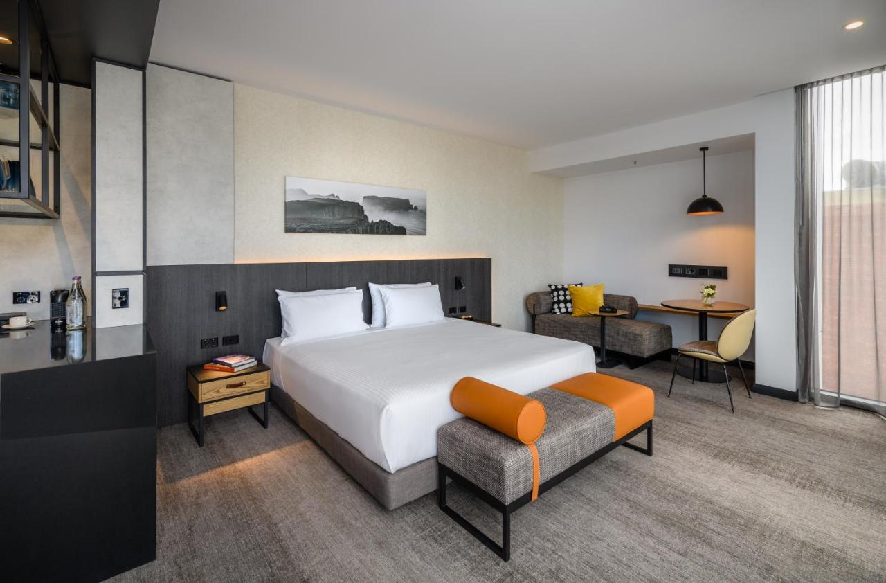 Moevenpick Hotel 4*