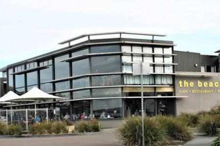 Hidden Bay Retreat-5 Bed- 15min To Hobart