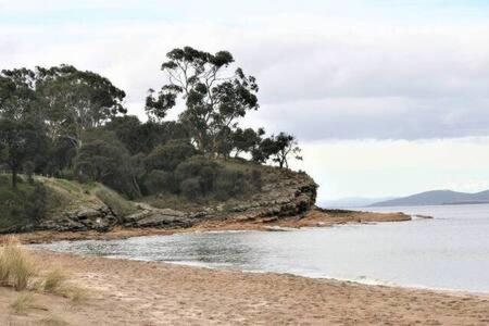 Holiday home Hidden Bay Retreat-5 Bed- 15min To *