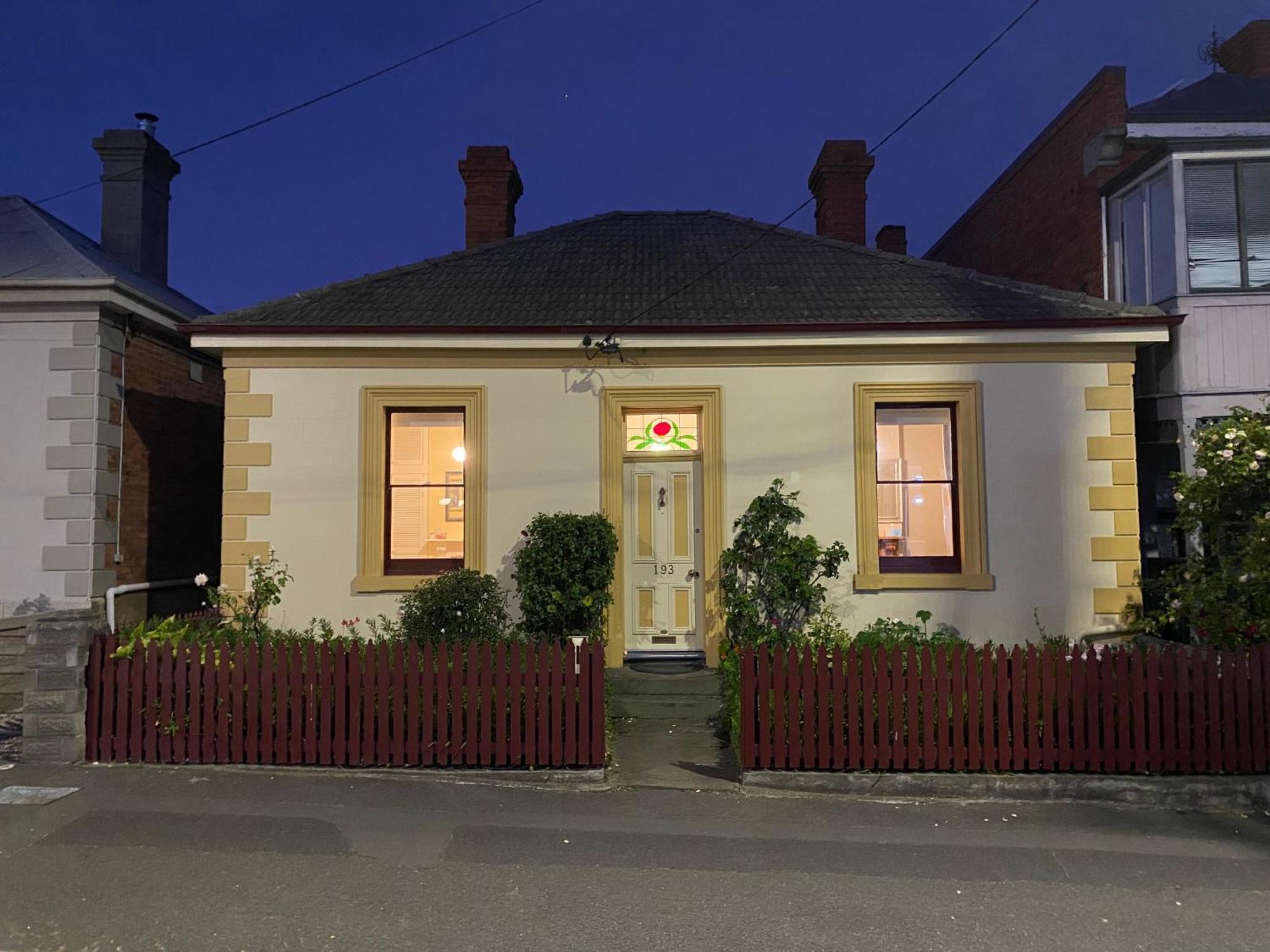Holiday home Campbell St Cottage, Cbd