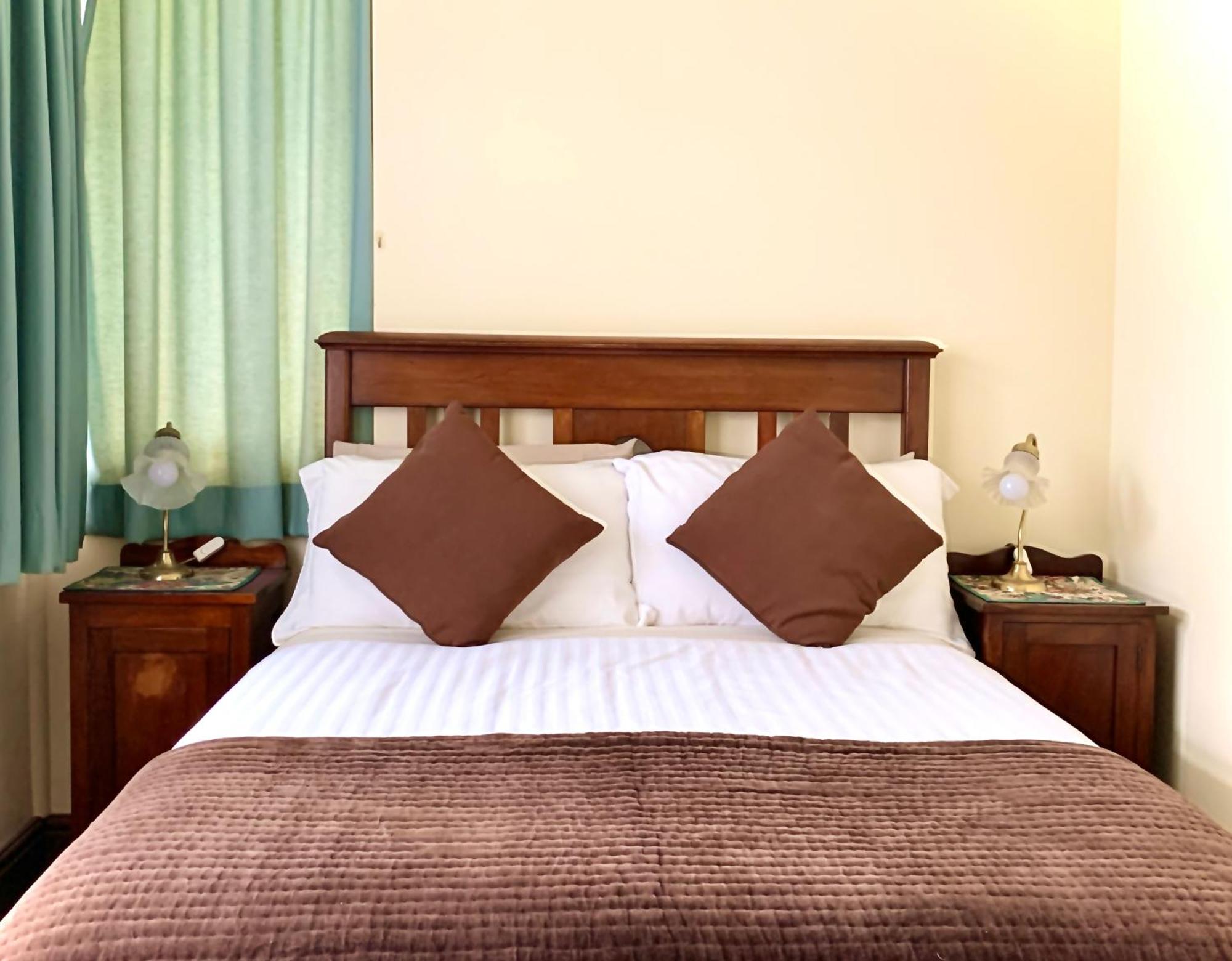 Bed & Breakfast Orana House