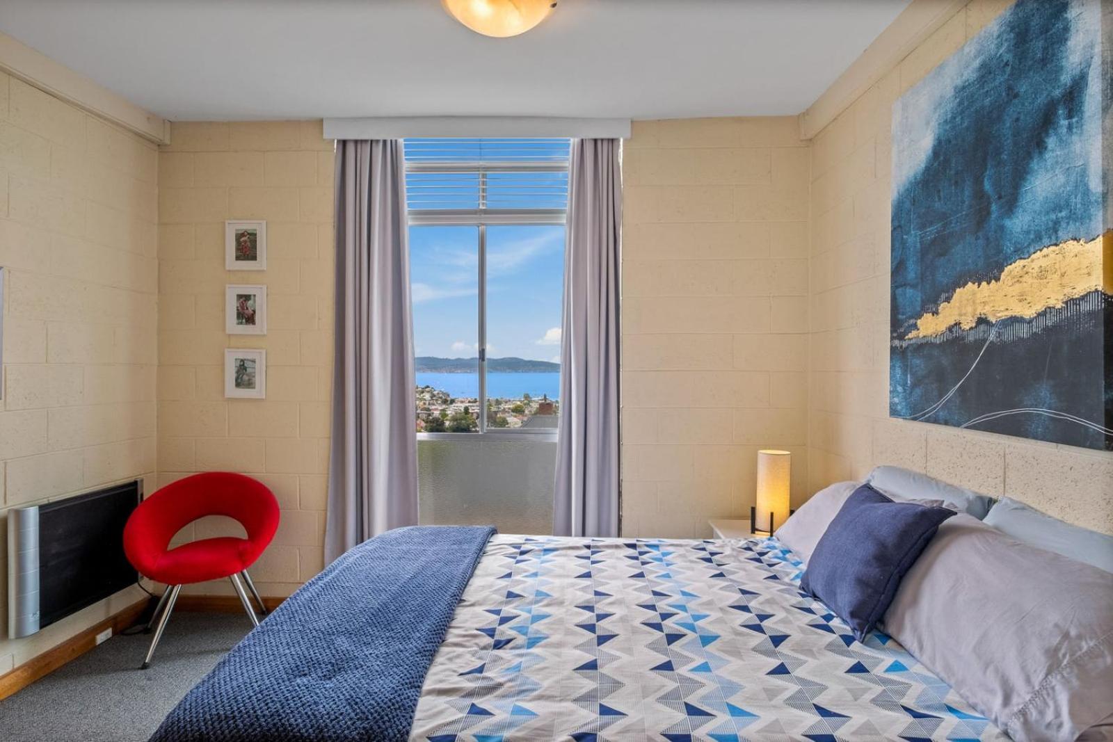 Holiday home The Charming Soho - Modern Pad With Scenic Views Hobart