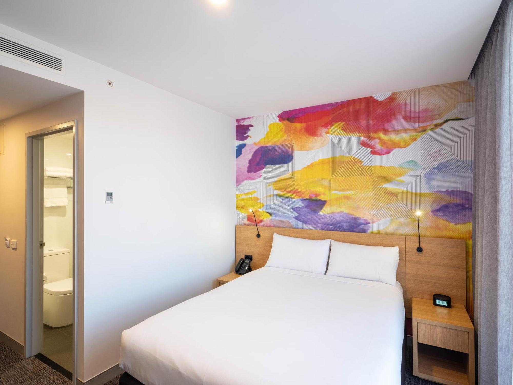 Ibis Styles 4*