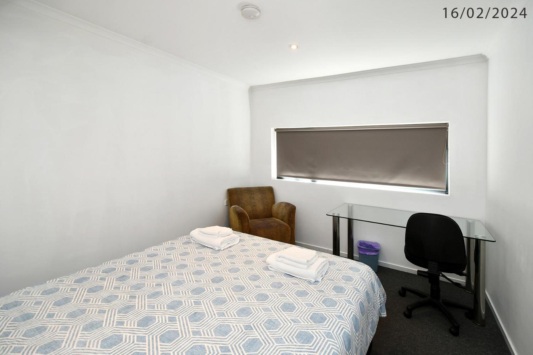 3 Bedroom 2 Bathroom Heathfield Avenue Salamanca 50m Apartment *