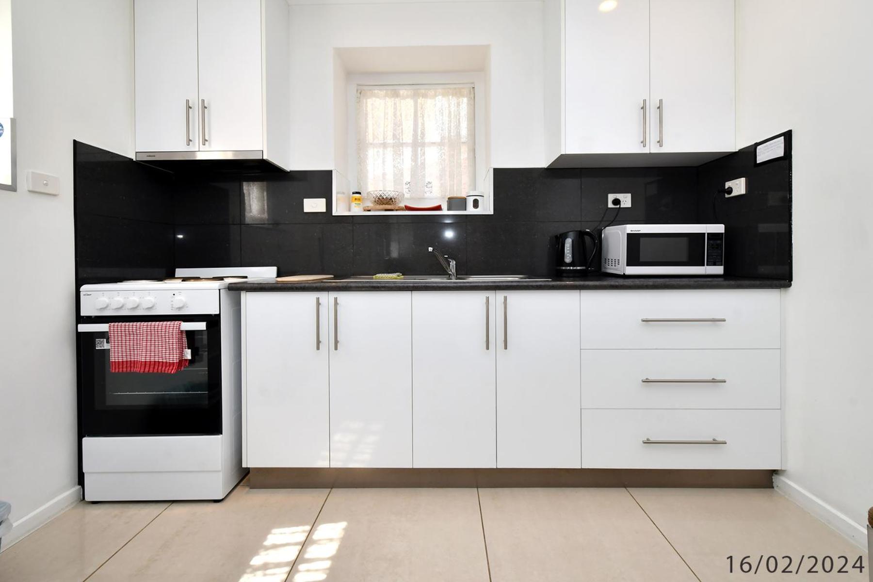 Apartment 3 Bedroom 2 Bathroom Heathfield Avenue Salamanca 50m *