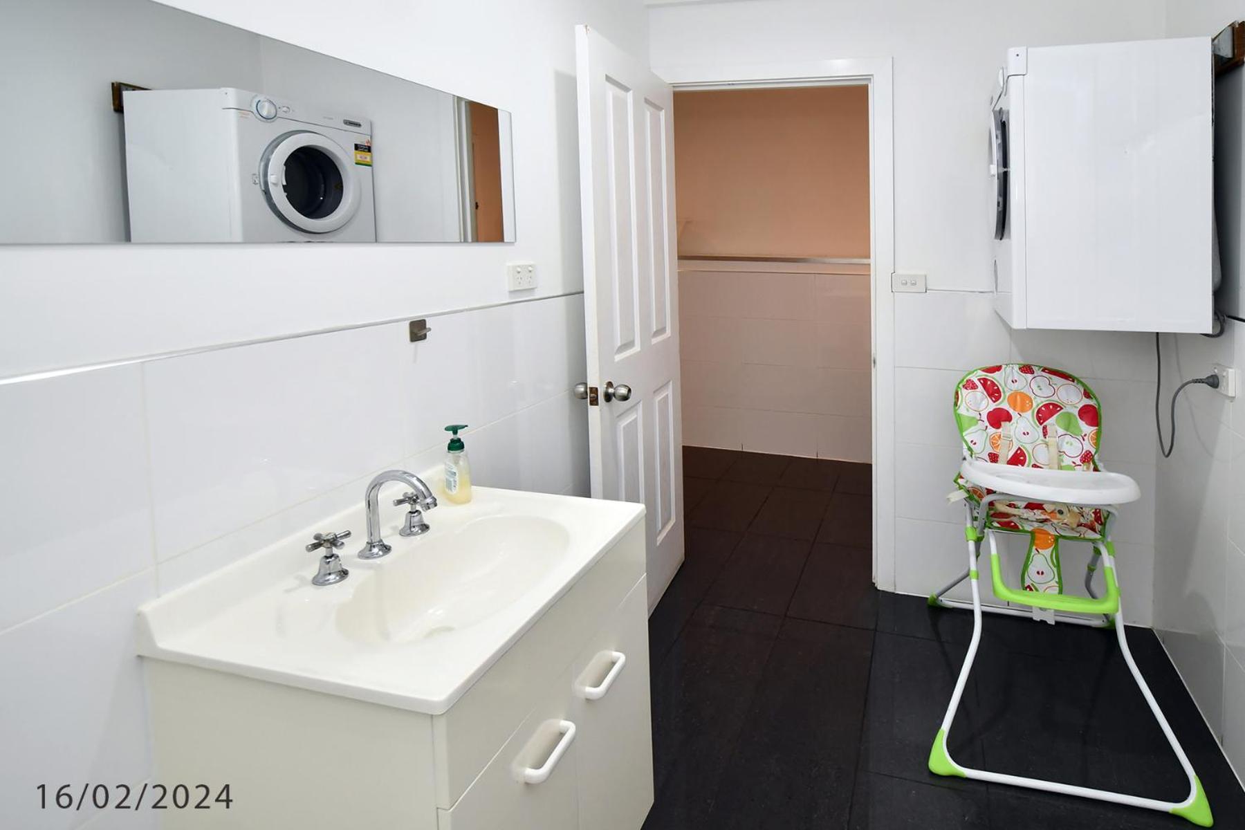 3 Bedroom 2 Bathroom Heathfield Avenue Salamanca 50m * Hobart