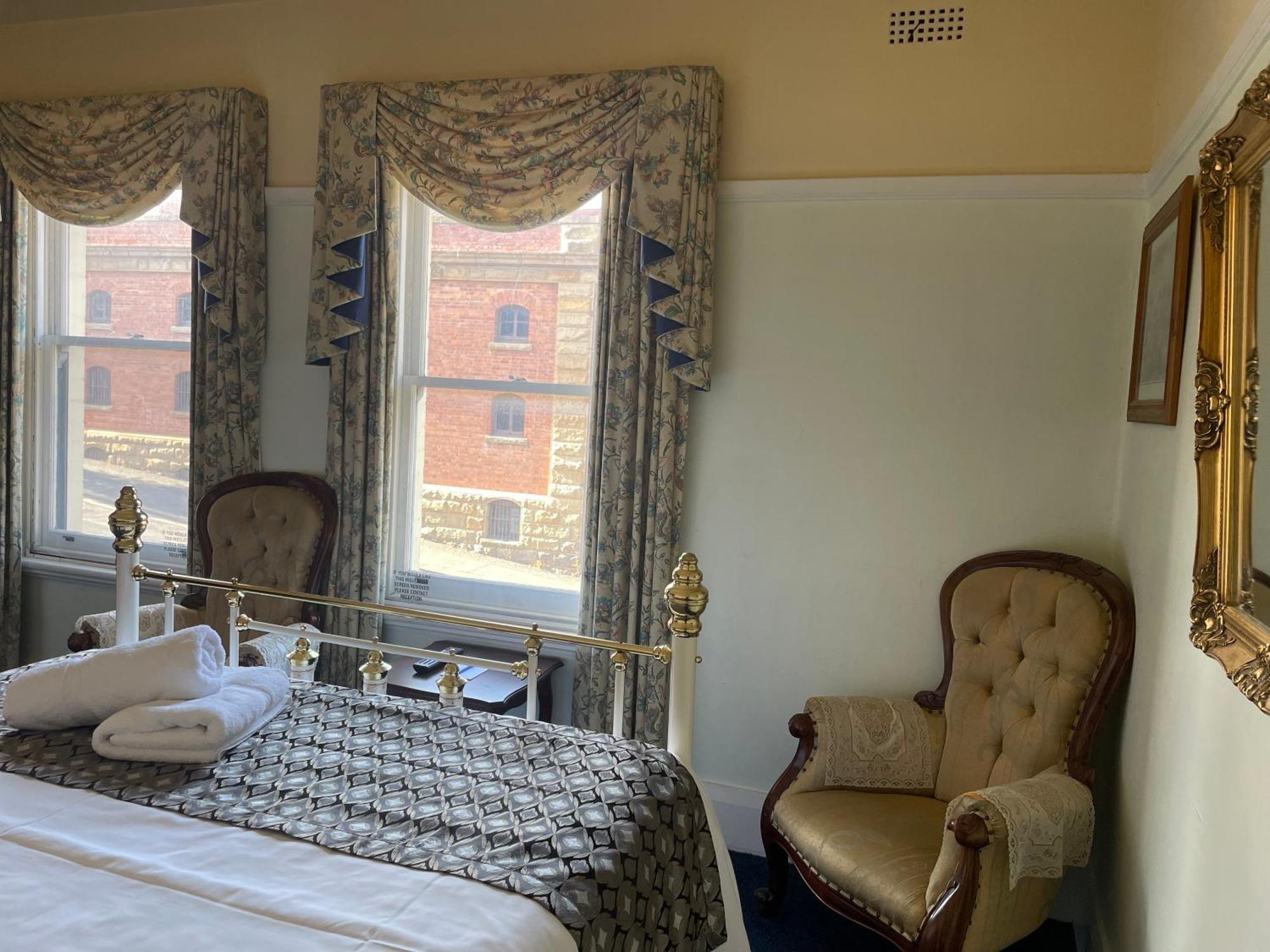 The On Elizabeth 4* Hobart