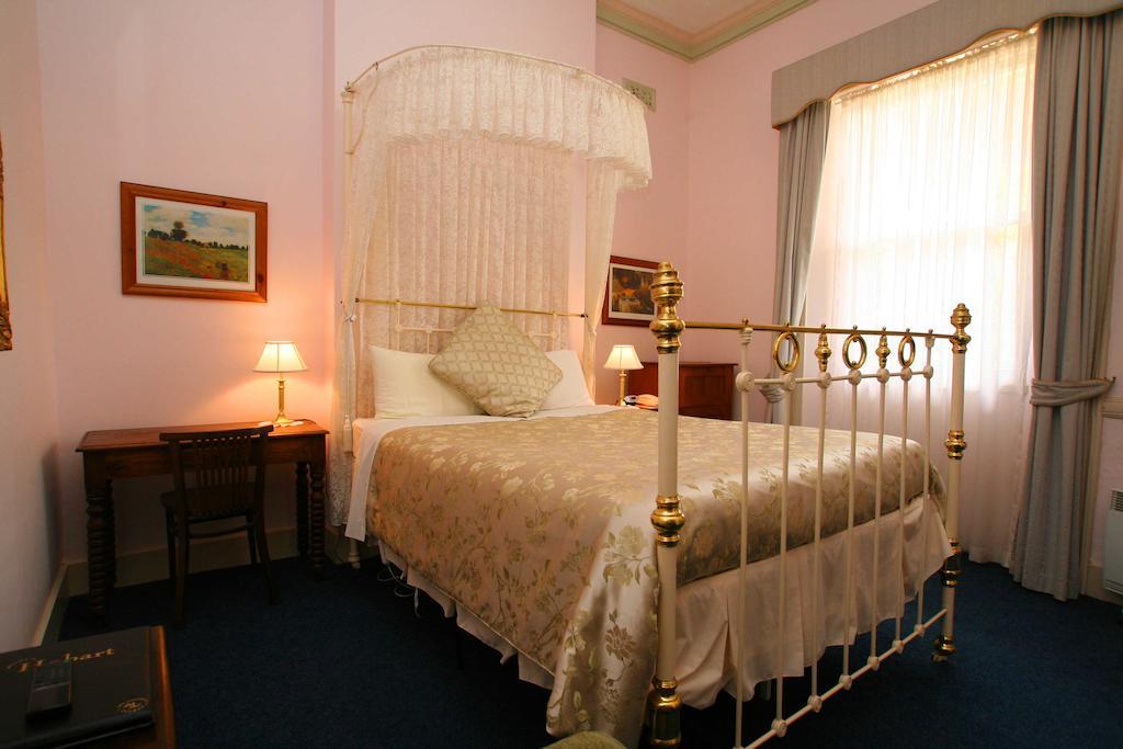 Bed & Breakfast The On Elizabeth 4*
