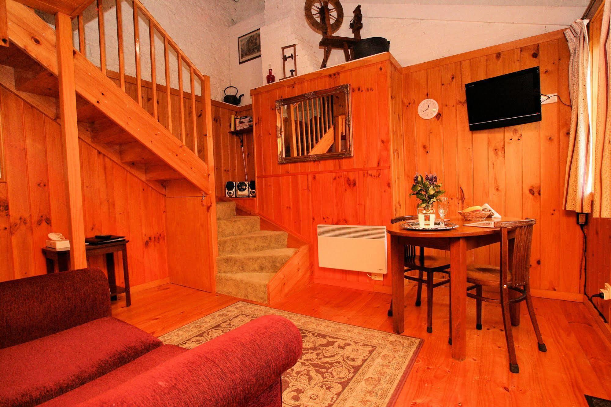The On Elizabeth Bed & Breakfast