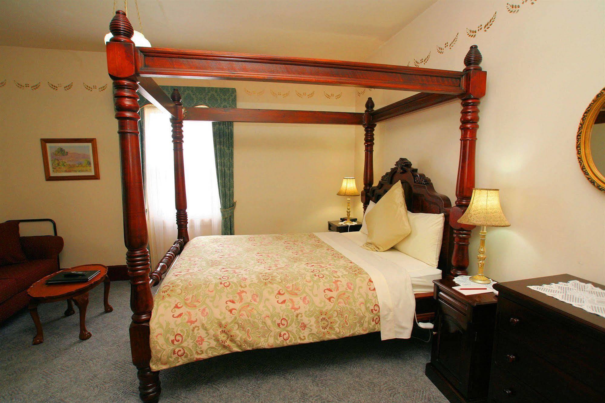 The On Elizabeth Bed & Breakfast