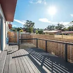 Modern Townhouse In The Bay 500M To Beach