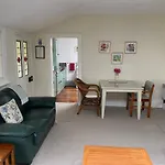 Melville Heritage Cottage, Hobart Cbd