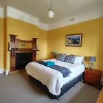 Melville Heritage Cottage, Hobart Cbd
