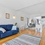 Eastern Shore Escape - Panoramic Modern Comforts