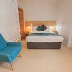 Customs House Hotel