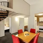 The Old Woolstore Apartment Hotel