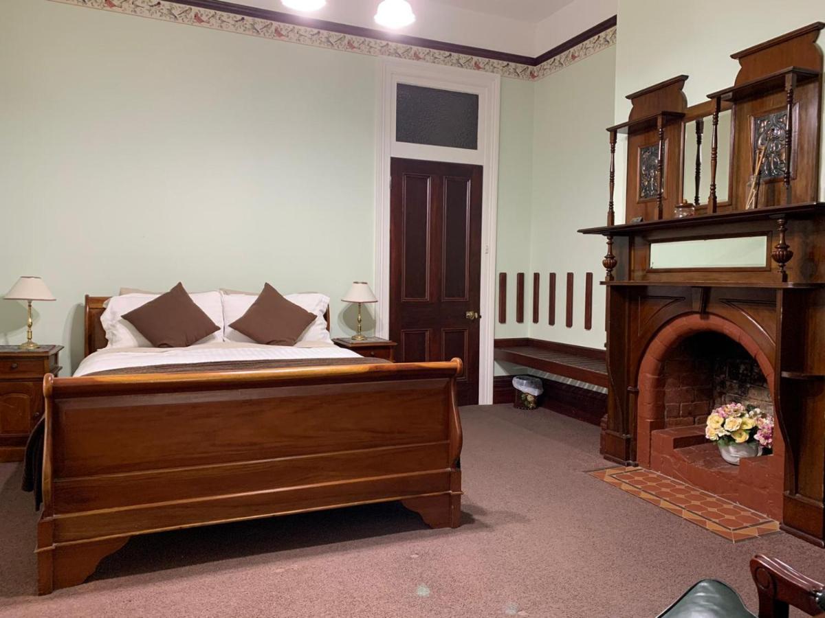 Bed & Breakfast Orana House 4*