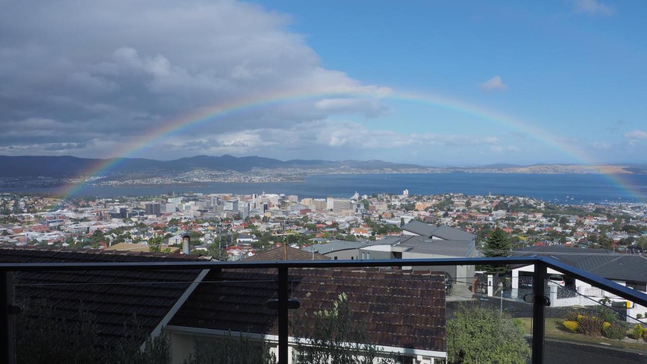 Bed & Breakfast Hobart View *