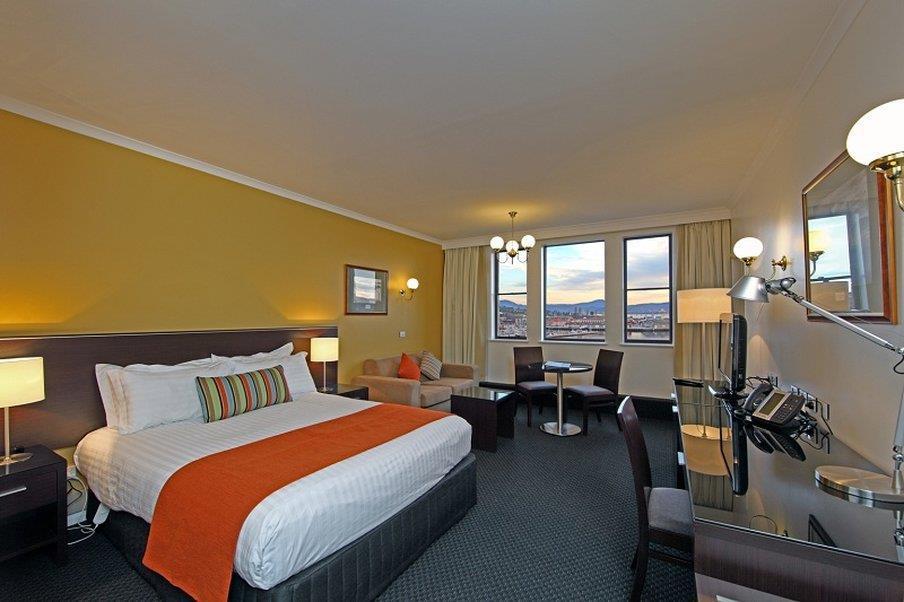 Lenna Of 4* Hobart