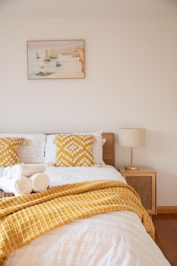 Amazing Sea Views Luxury House Homestay Hobart