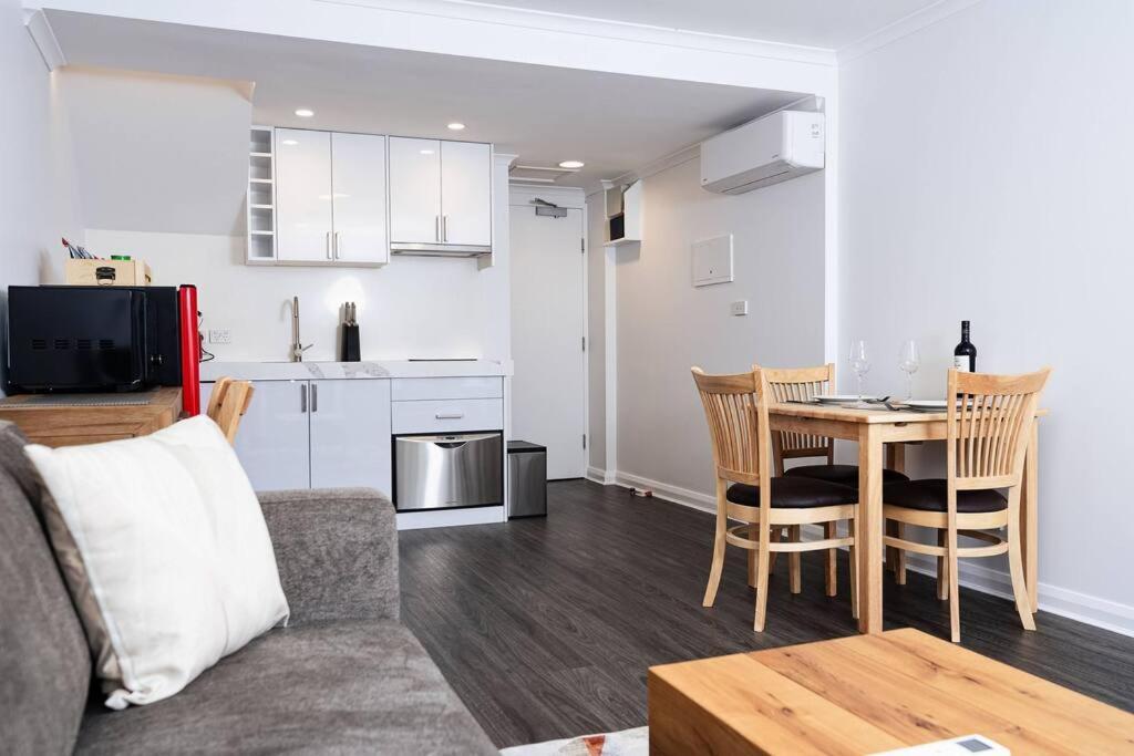 Salamanca Getaway Battery Point Apartment Hobart