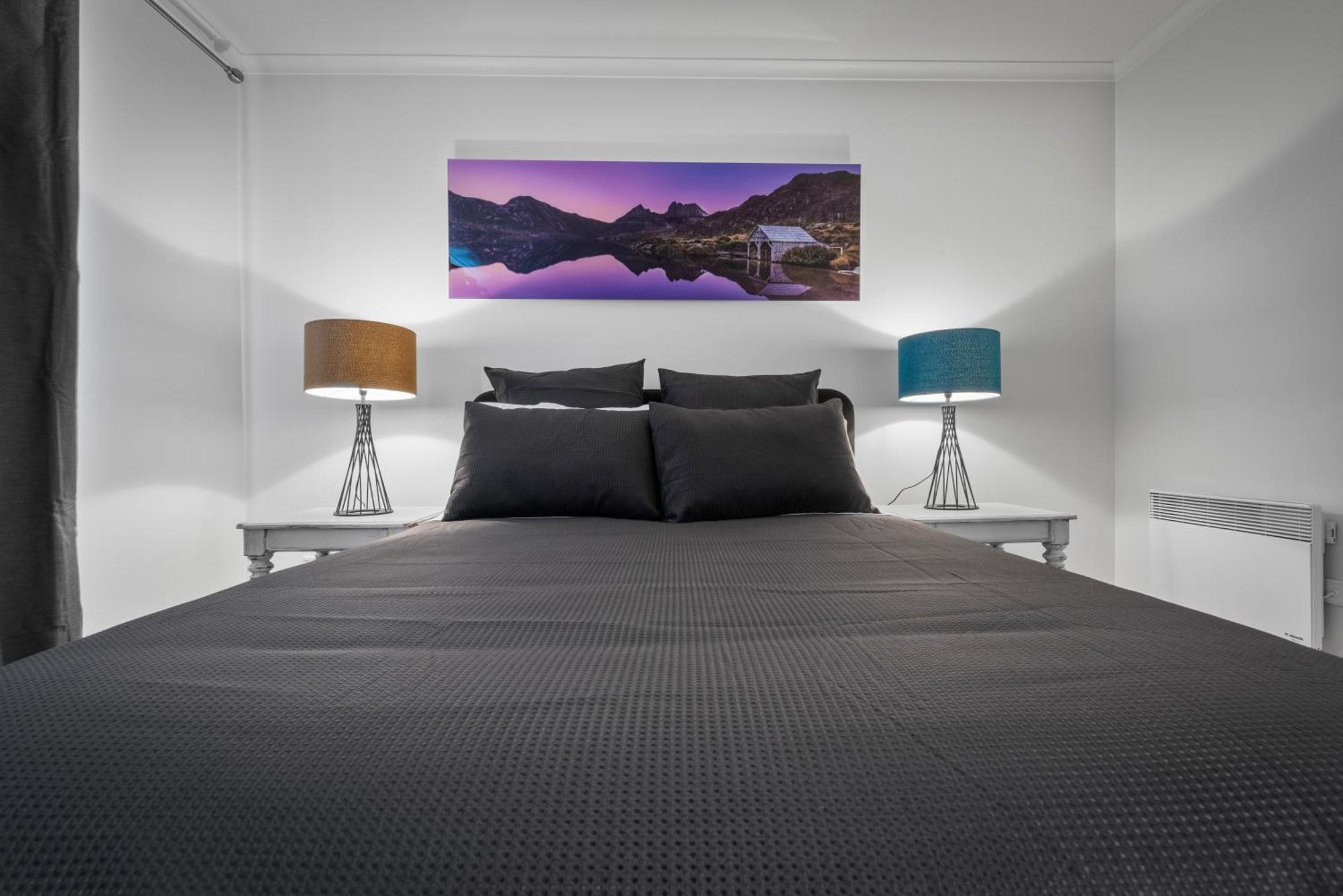 Townhouse * Hobart