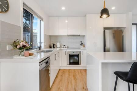 Holiday home Modern Townhouse In The Bay 500m To Hobart