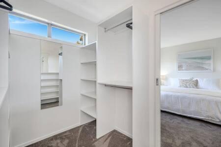 Modern Townhouse In The Bay 500m To * Hobart
