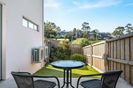 Modern Townhouse In The Bay 500m To *