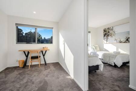 Holiday home Modern Townhouse In The Bay 500m To Hobart