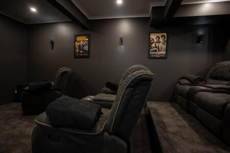 River View House Sleeps 8 10min To Cbd Holiday home Hobart
