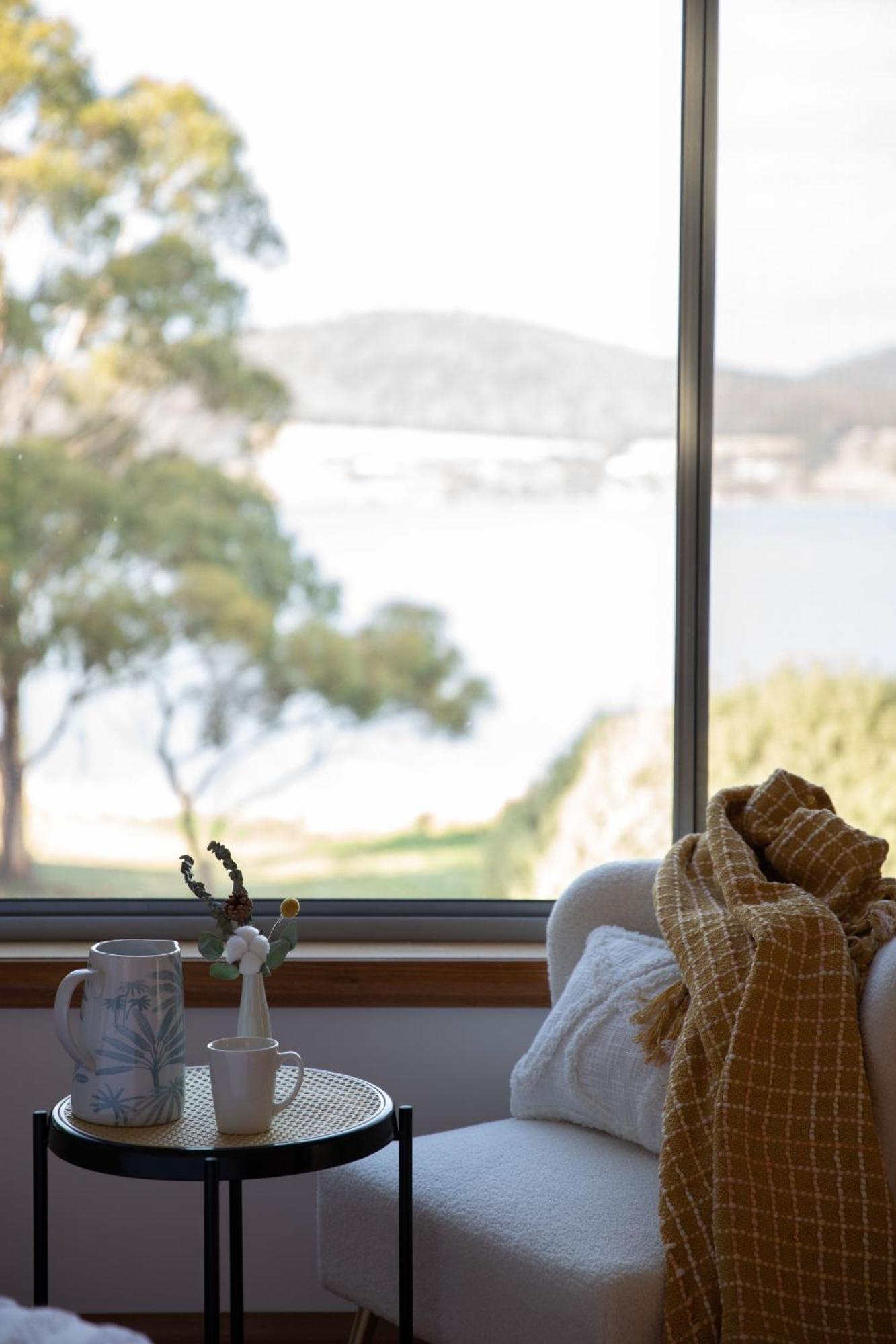 Amazing Sea Views Luxury House Homestay