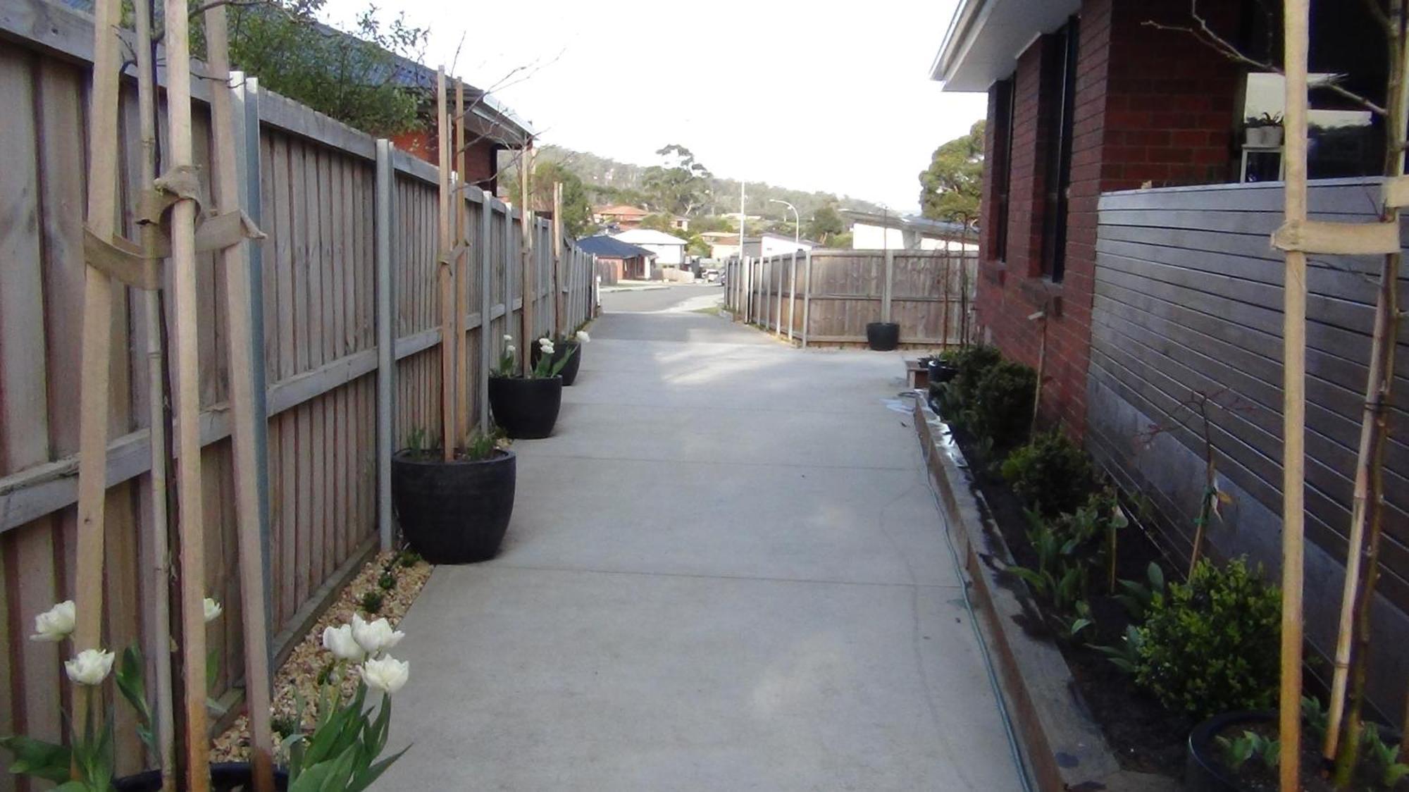 Tranquil Retreat 10 Min To Hobart-wifi Smart Tv Holiday home Hobart