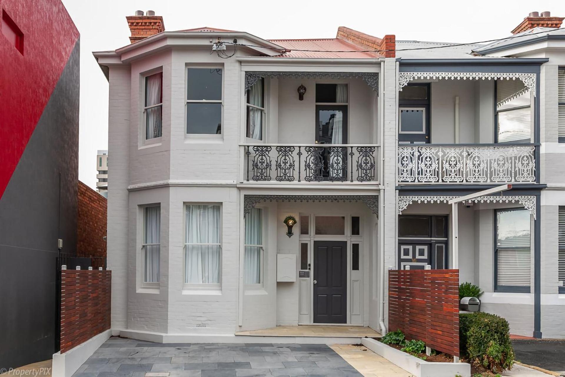 Celestial Free Parking Apartment Hobart