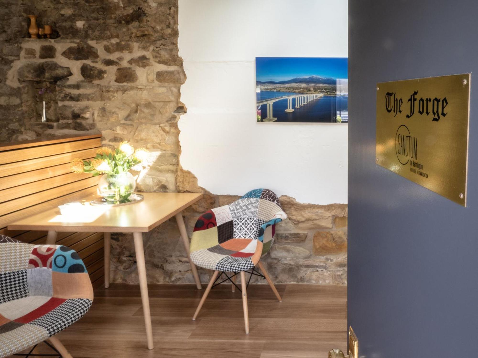 Sanctum Boutique * Hobart