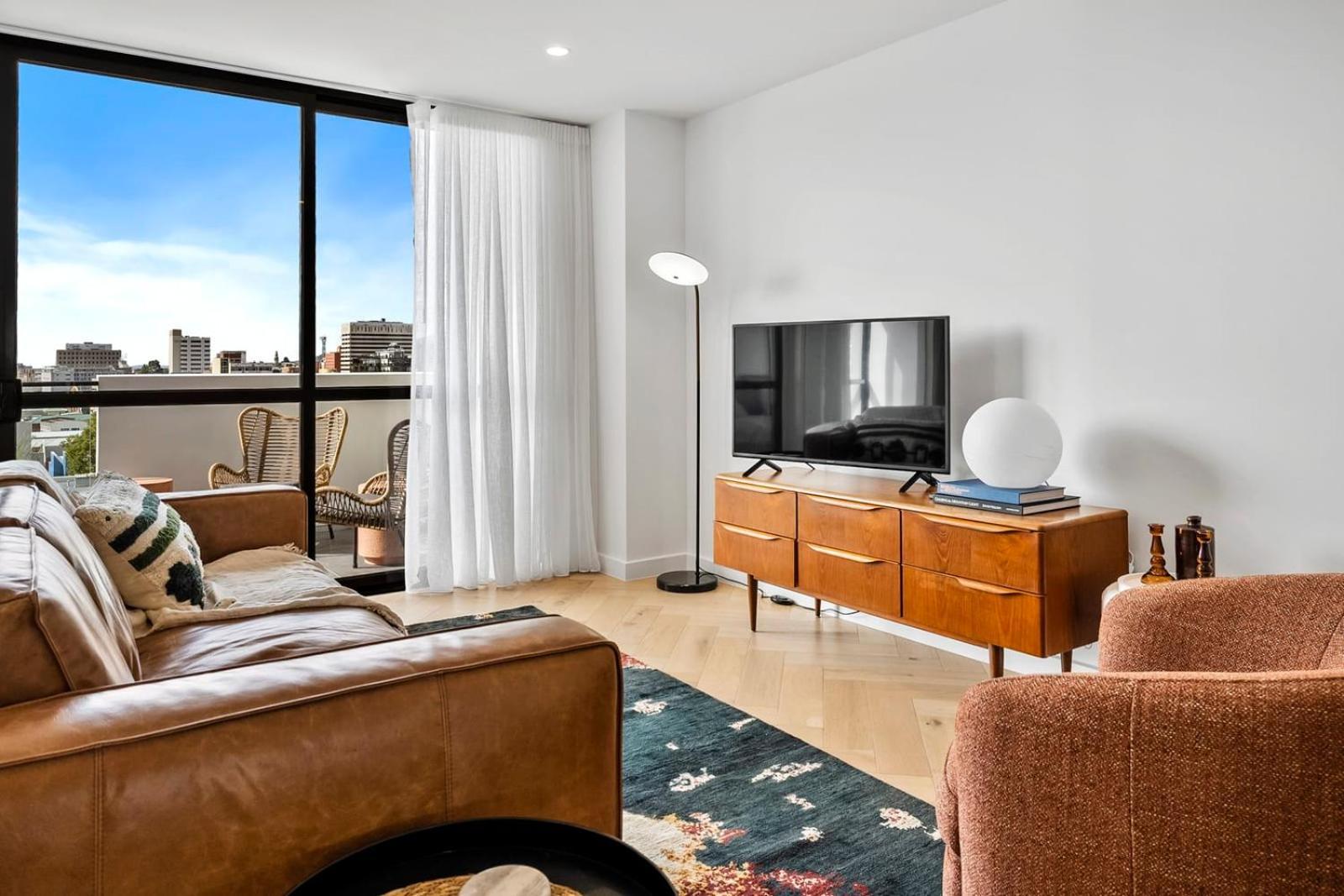 Cityscape At The Elliott In The Heart Of Hobart