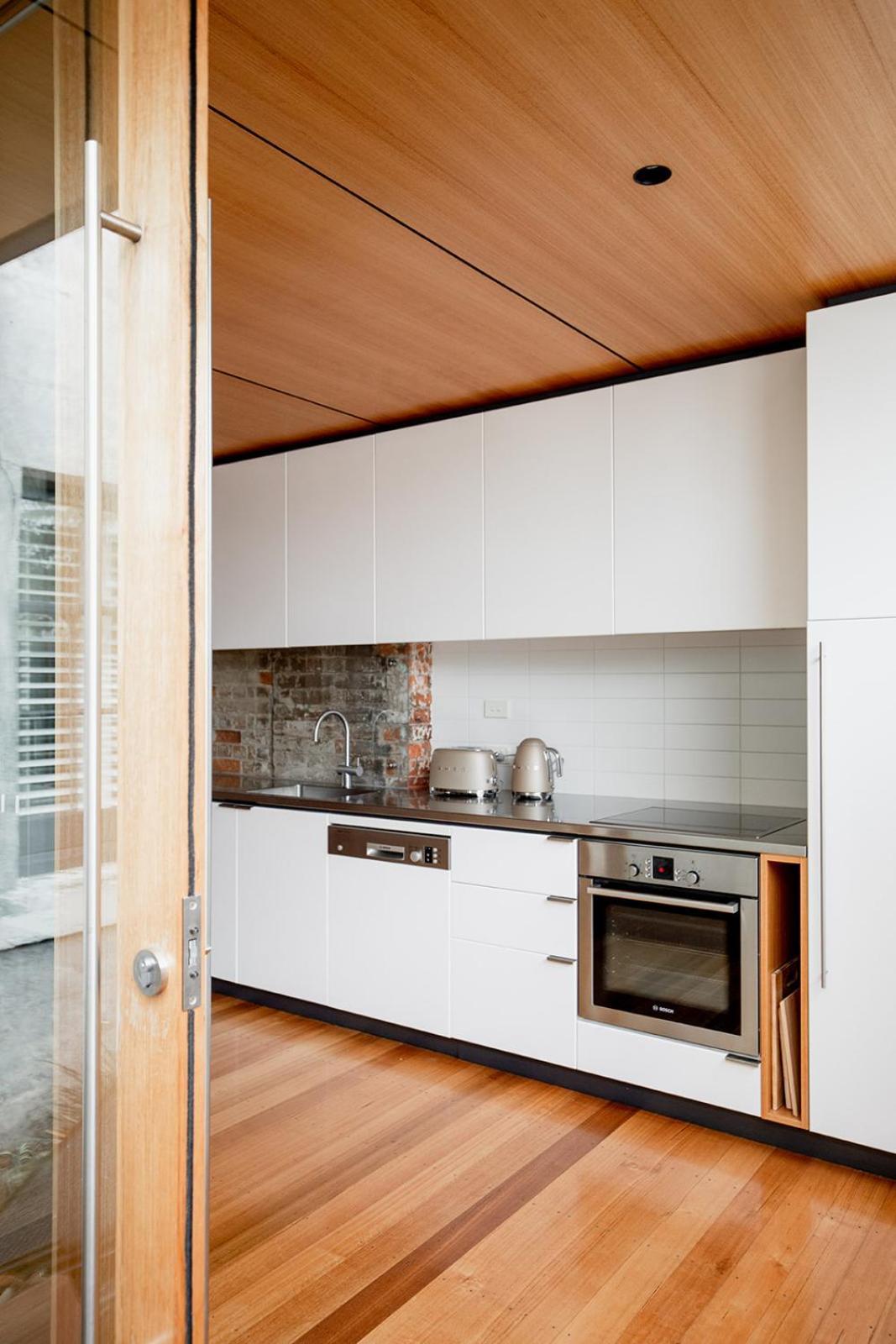 Holiday home Inner-city Sanctuary With Off-street Parking *