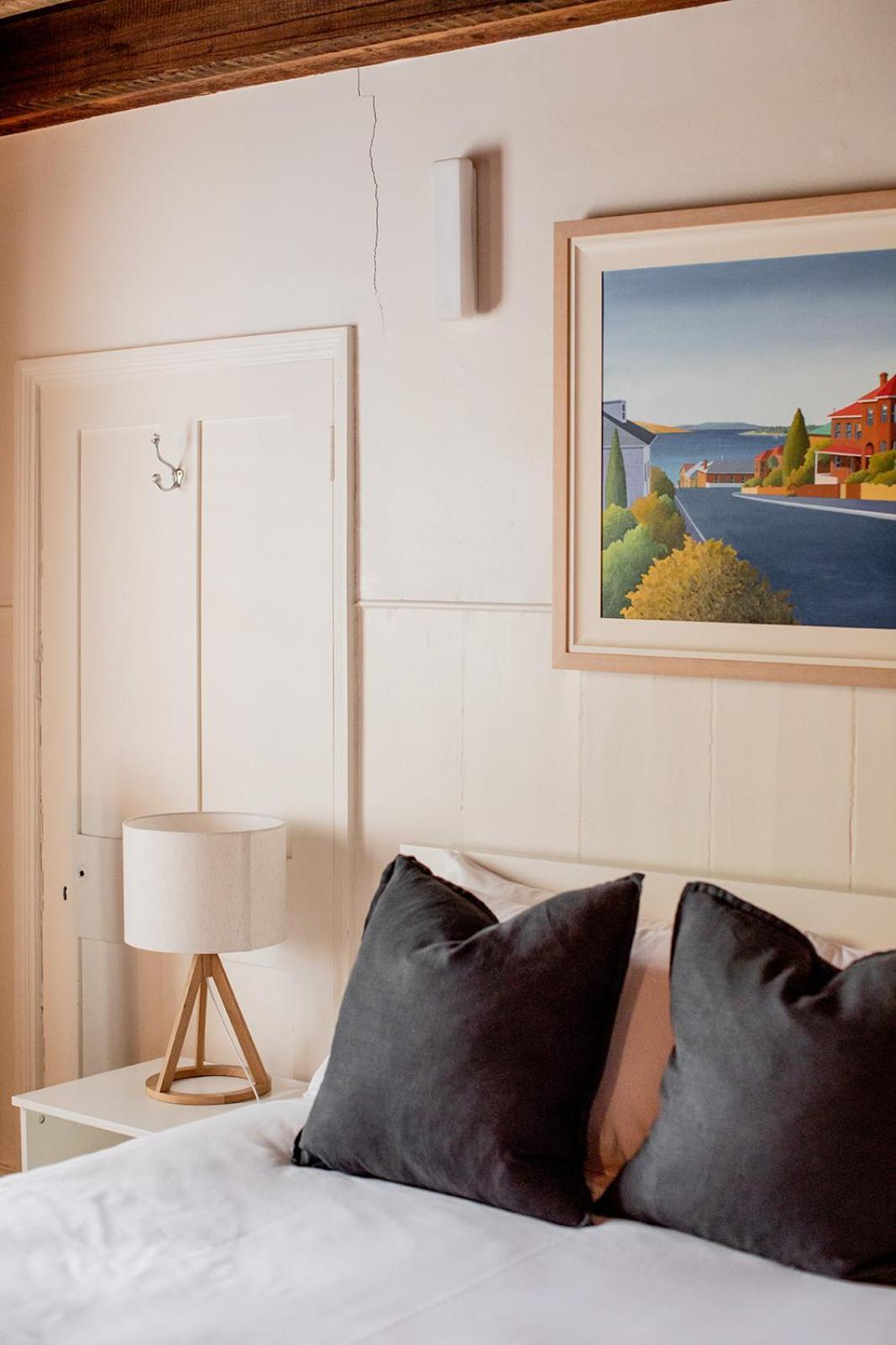 Inner-city Sanctuary With Off-street Parking * Hobart