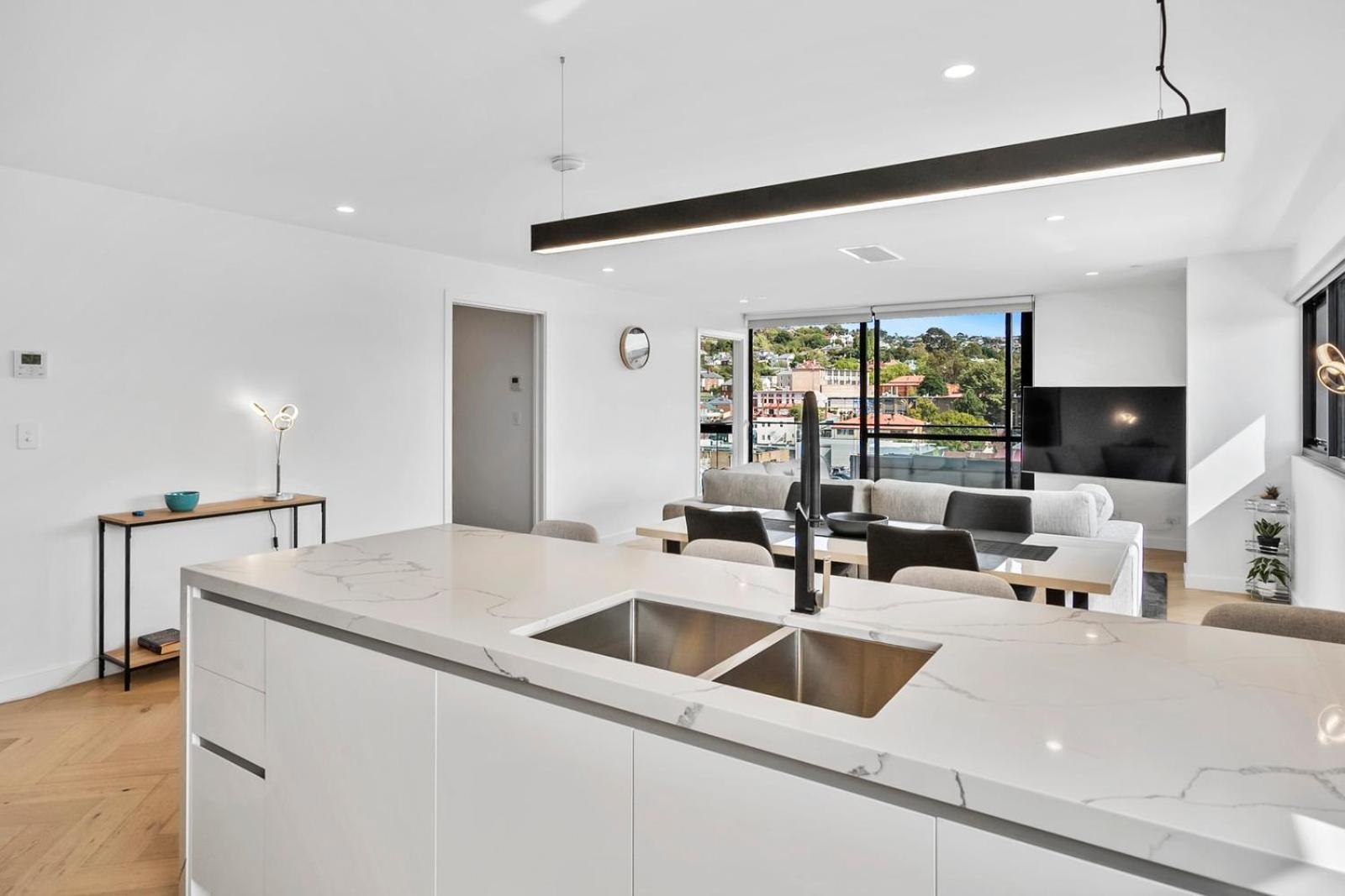 'city North Sanctuary At The Elliot' Stunning Views *