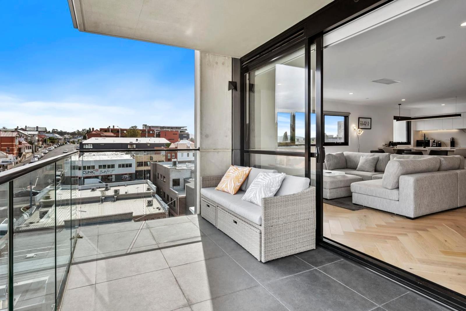 'city North Sanctuary At The Elliot' Stunning Views Hobart