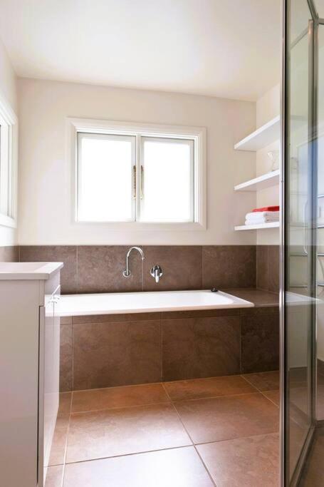 South Sanctuary Quality And Comfort Holiday home Hobart