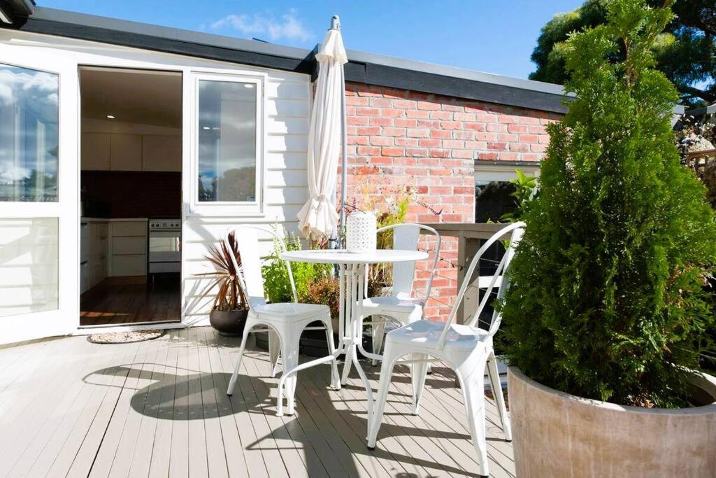 South Sanctuary Quality And Comfort Holiday home
