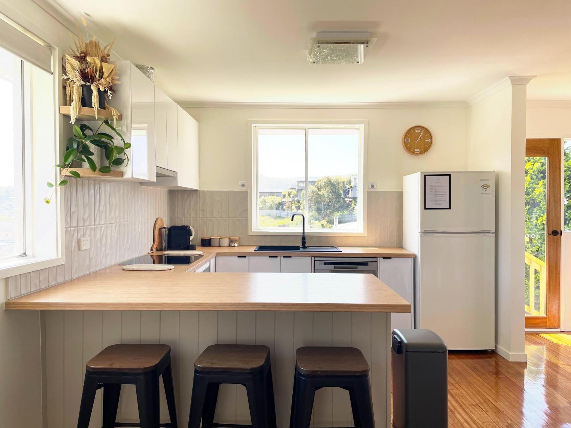 Quarry House - Bright And Renovated! Hobart