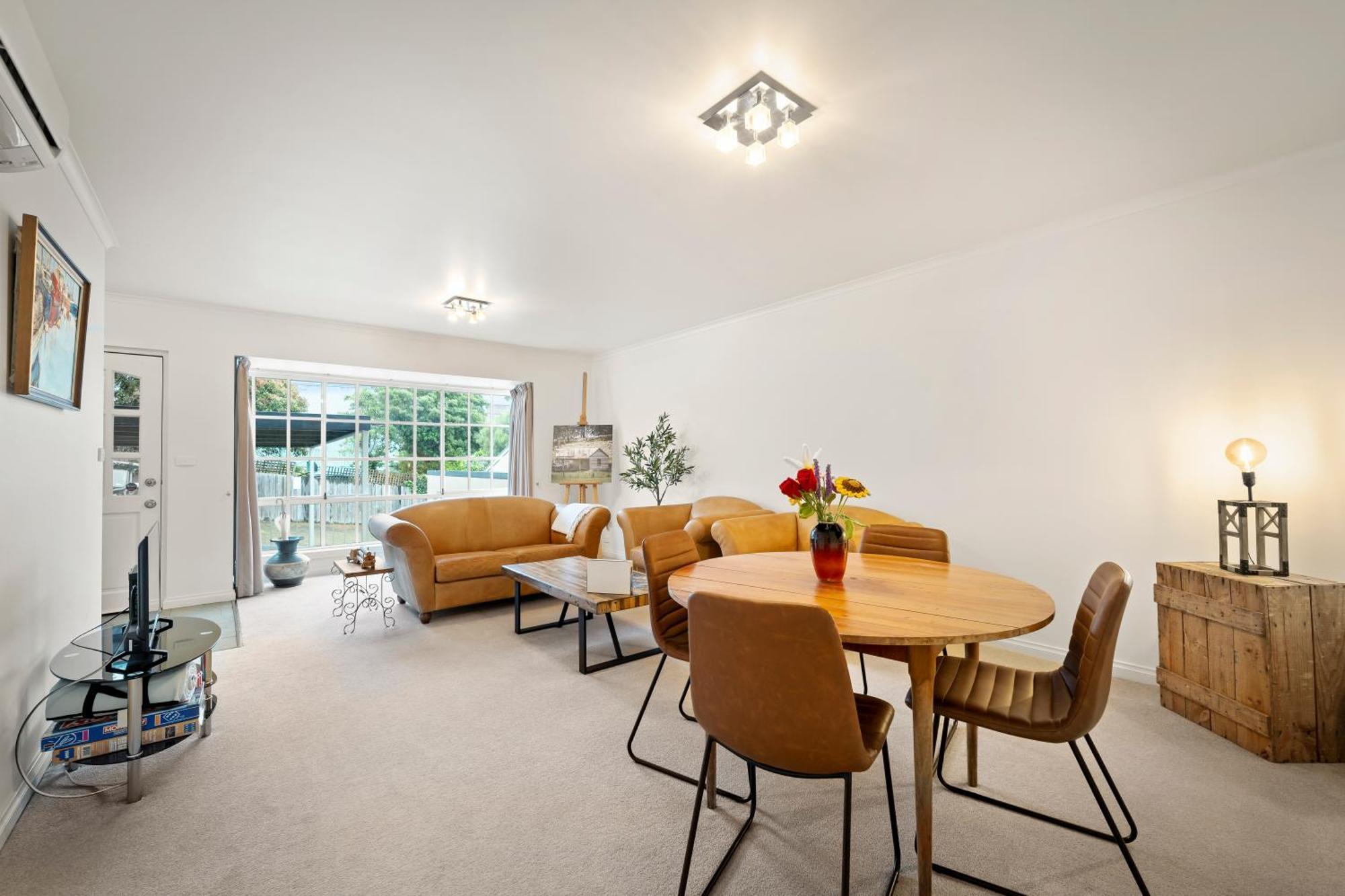Townhouse Apartment *