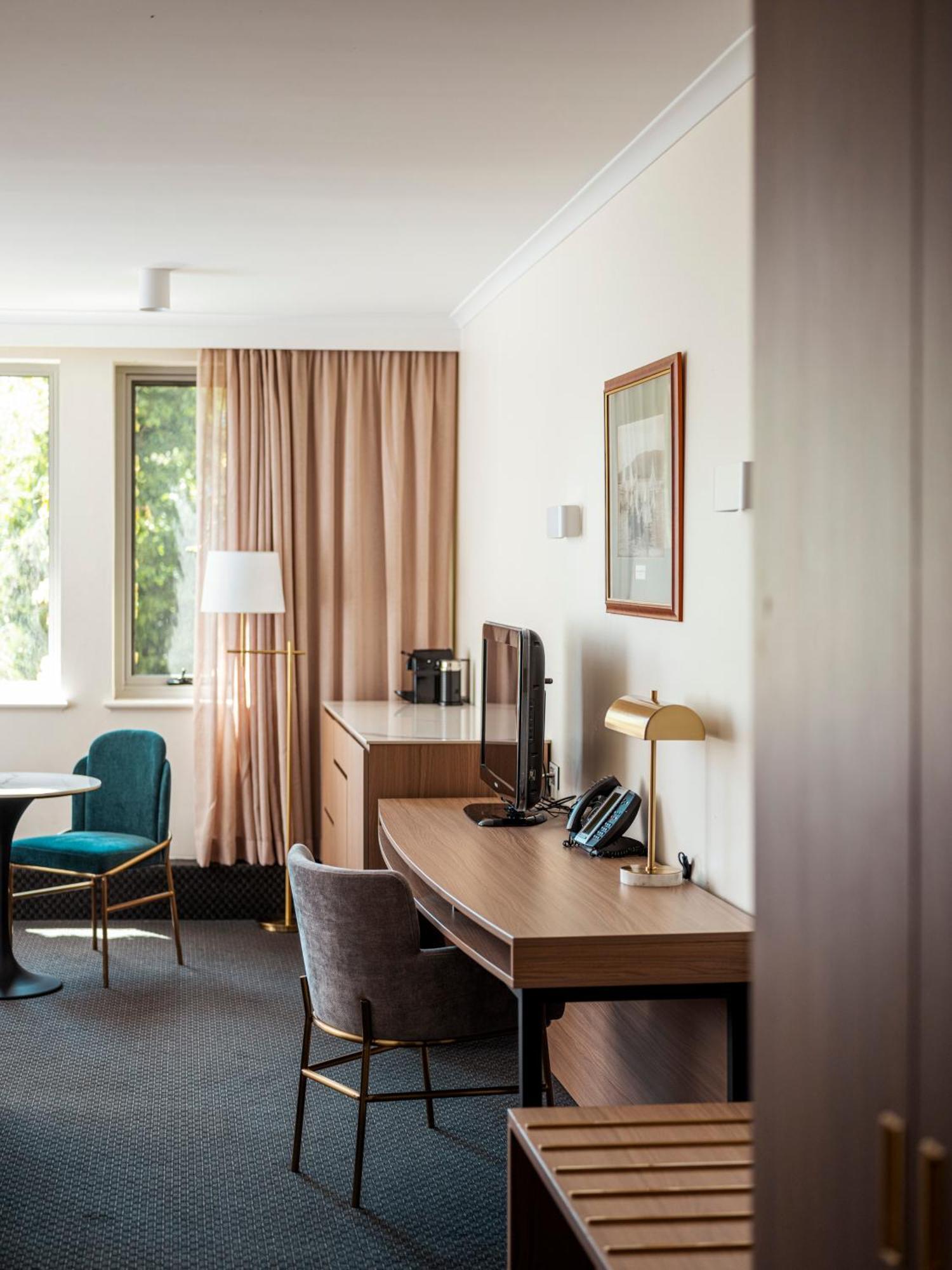 Lenna Of Hotel 4*