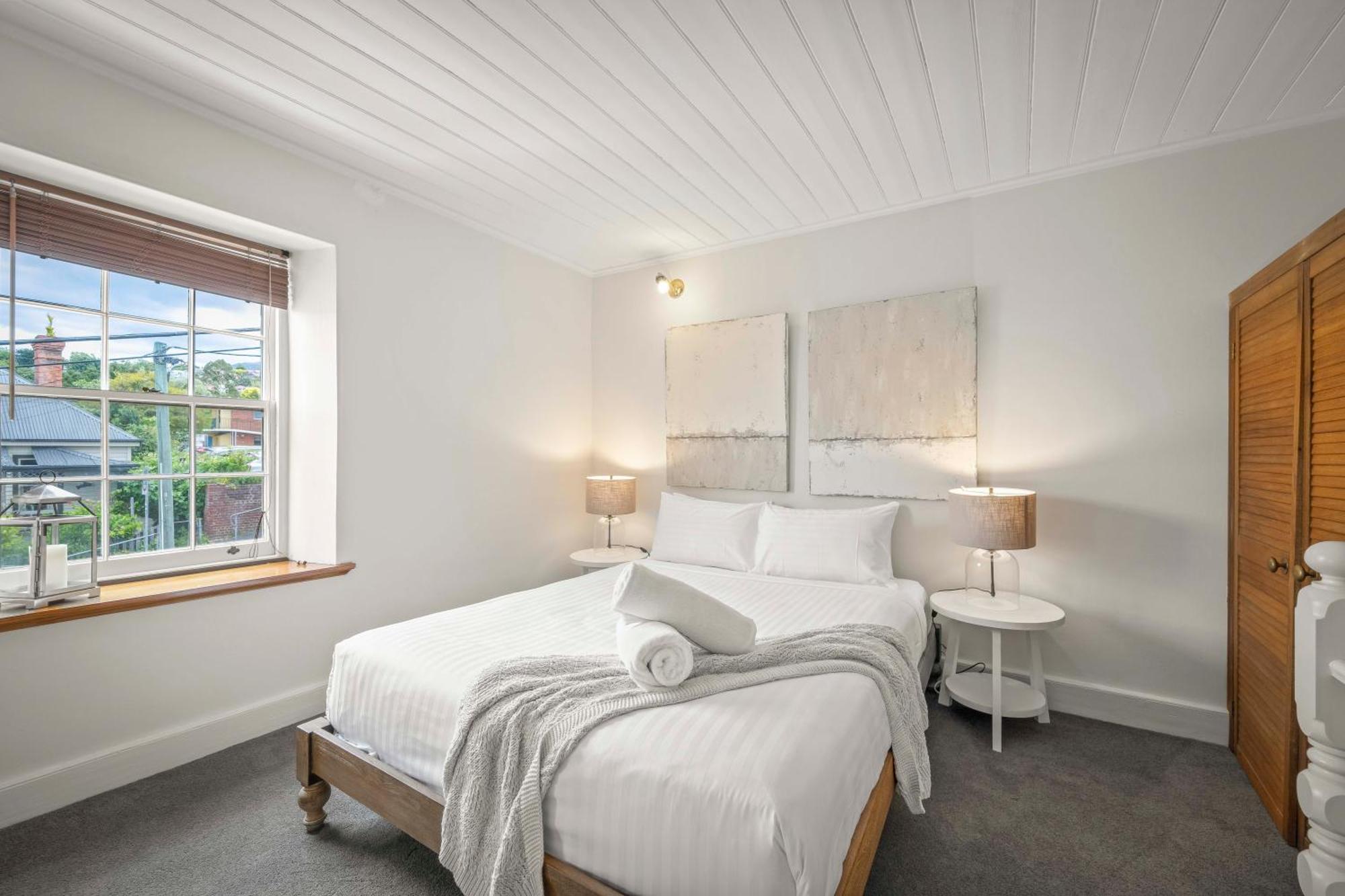 Stylish 3 Bedroom Townhouse - Cbd * Hobart