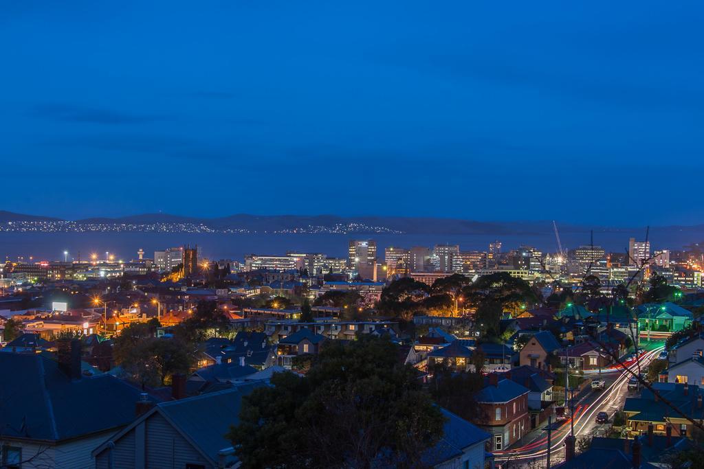 Apartment City Lights Hobart