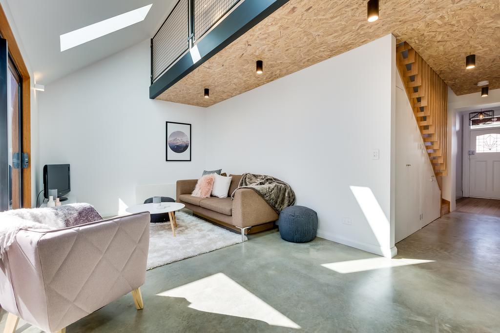 Apartment White Hobart